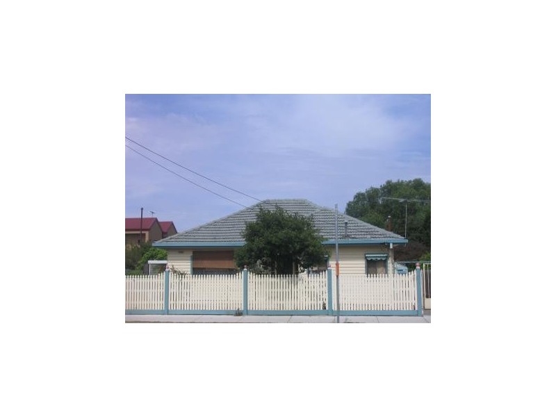 300 Douglas Parade, Newport VIC 3015