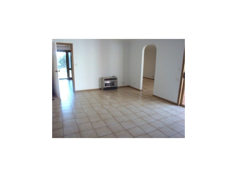 13 Trembath Court, Altona Meadows VIC 3028