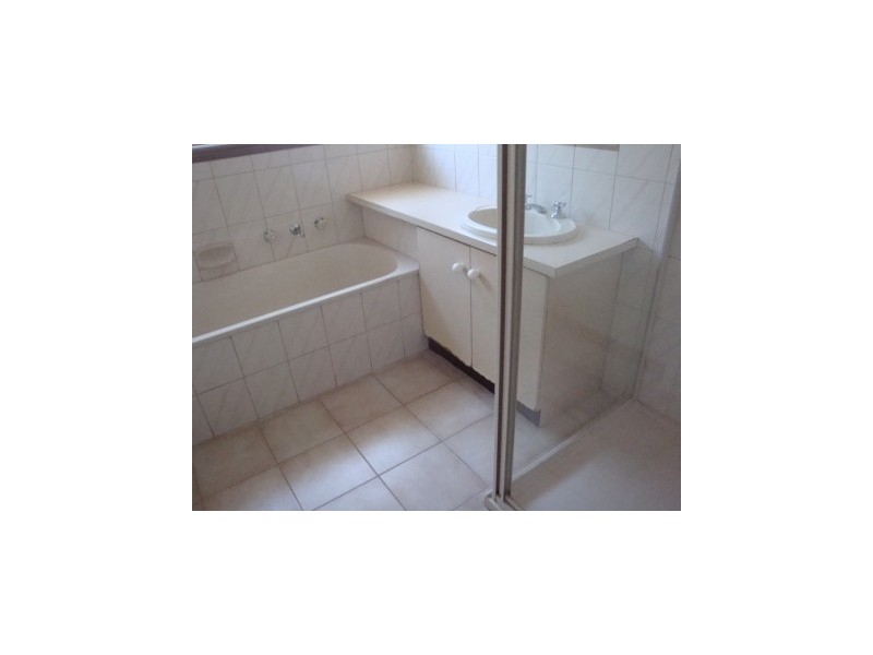 13 Trembath Court, Altona Meadows VIC 3028