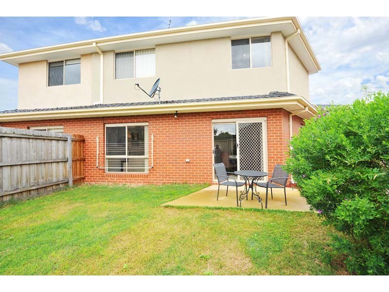 3/107 Ballarat Road, Maidstone VIC 3012