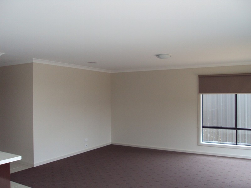 87 O’Connor Road, Deer Park VIC 3023