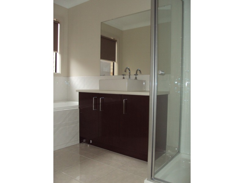 87 O’Connor Road, Deer Park VIC 3023