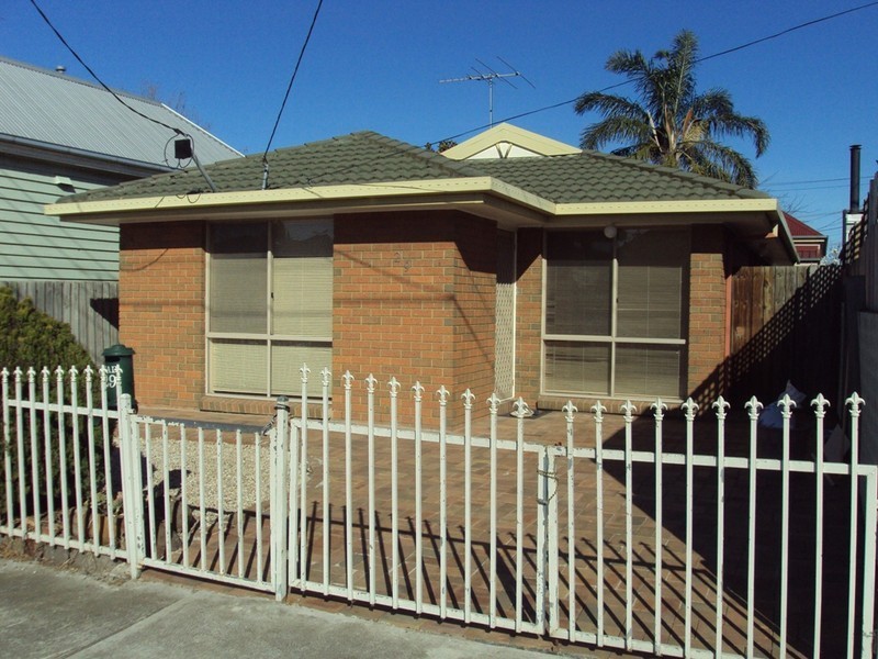 29 Pilgrim Street, Seddon VIC 3011