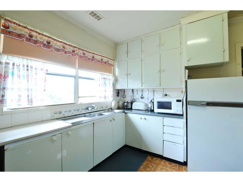 14 Holland Court, Maidstone VIC 3012