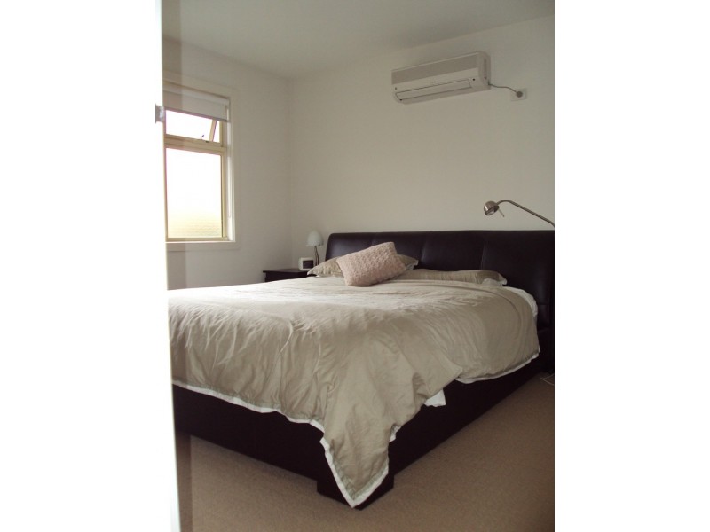 15B Bishop Street, Kingsville VIC 3012