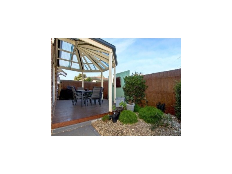 90 Hansen Street, Newport VIC 3015