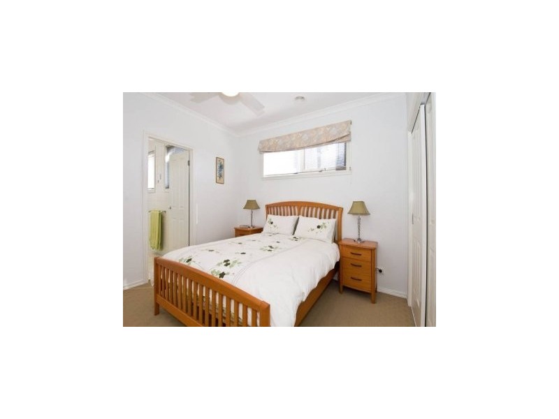 90 Hansen Street, Newport VIC 3015