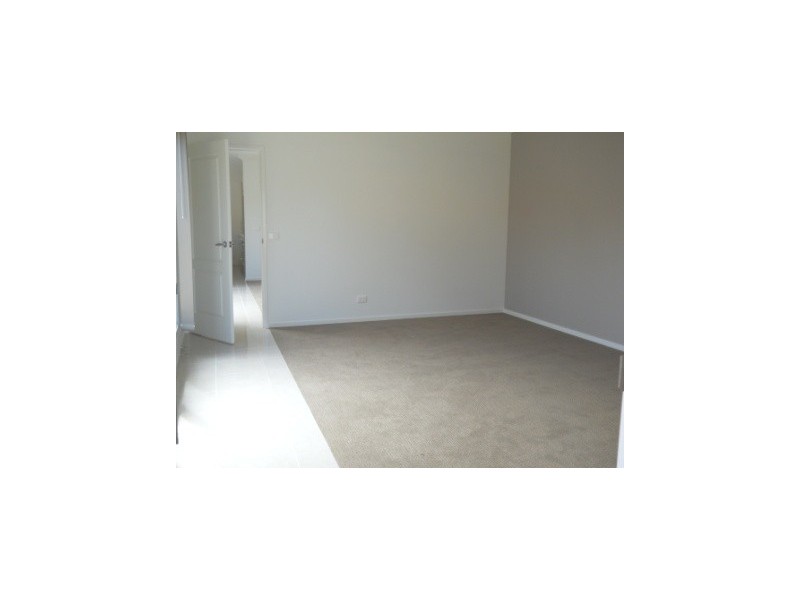 14 Sydney Street, Newport VIC 3015