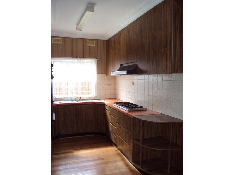 102 Warwick Road, Sunshine North VIC 3020