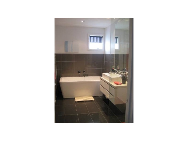 3 Home Road, Newport VIC 3015