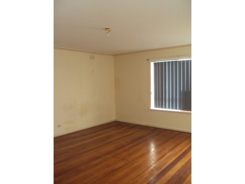 20 Berkshire Road, Sunshine North VIC 3020