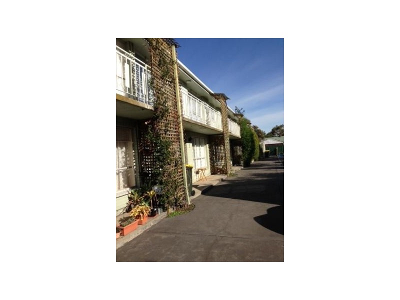 10/45 Oxford Street, Newport VIC 3015