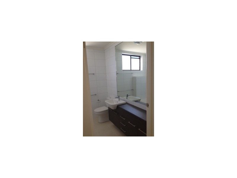 2/50A Challis ST, Newport VIC 3015