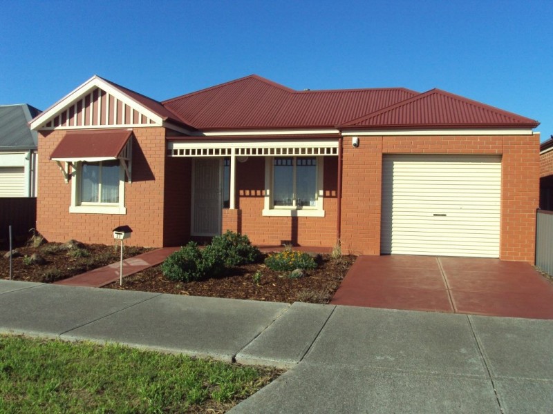37 Pendragon Crescent, Derrimut VIC 3030
