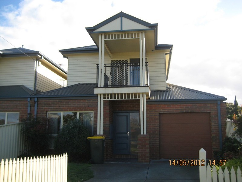 48 Watt Street, South Kingsville VIC 3015