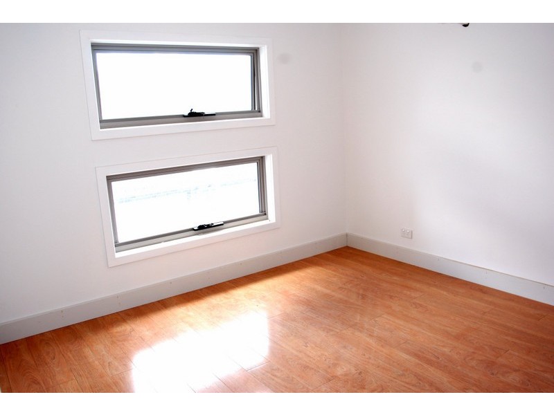 4/12 South Avenue, Altona Meadows VIC 3028