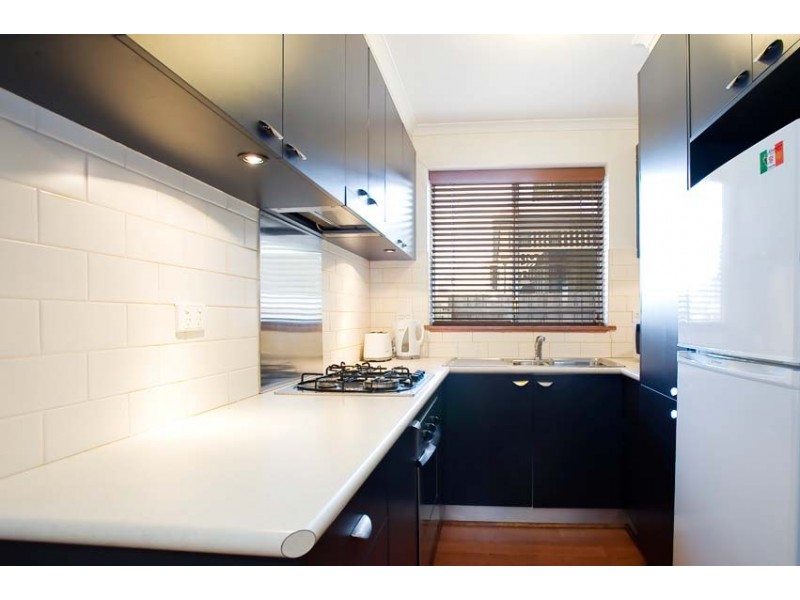 2/18 Tongue Street, Yarraville VIC 3013