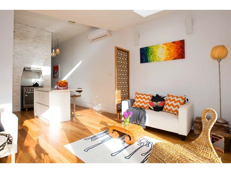 142 North Road, Newport VIC 3015