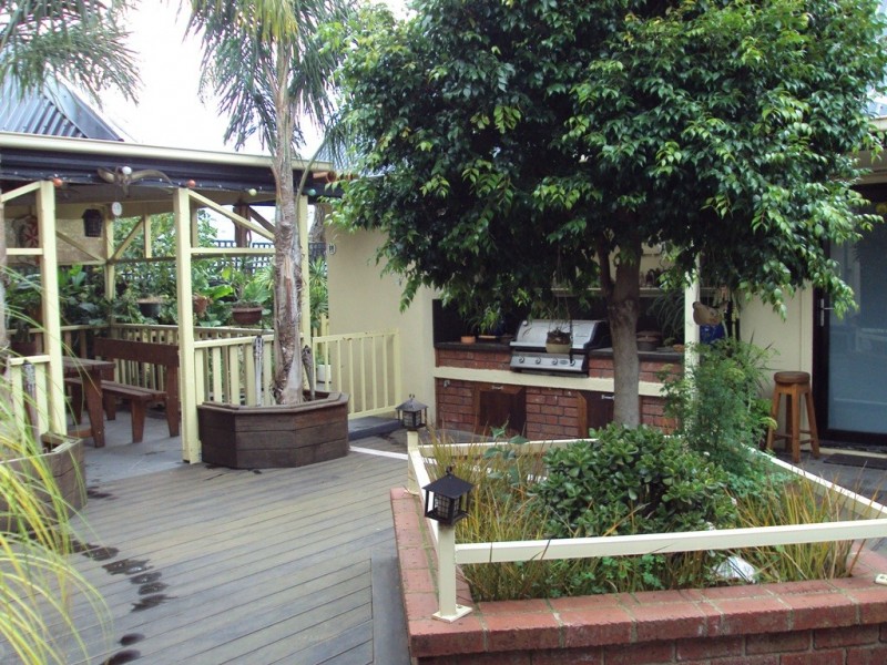 21 Stanley Street, Altona VIC 3018