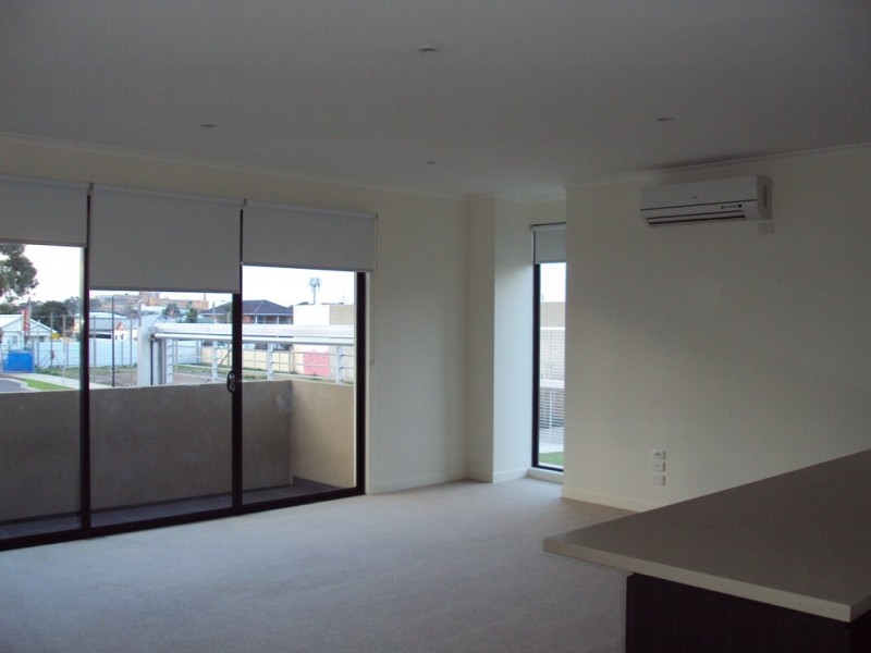 2 McDougall Drive, Footscray VIC 3011