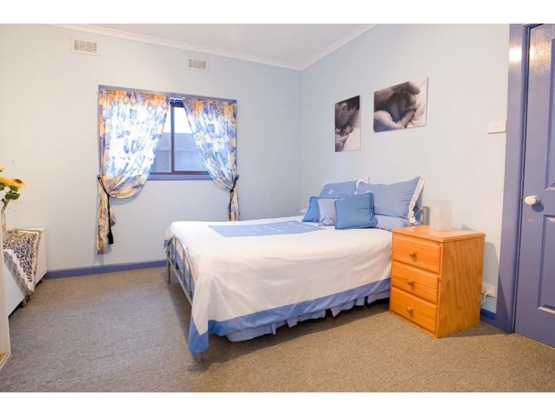 6 Finlay Street, Yarraville VIC 3013