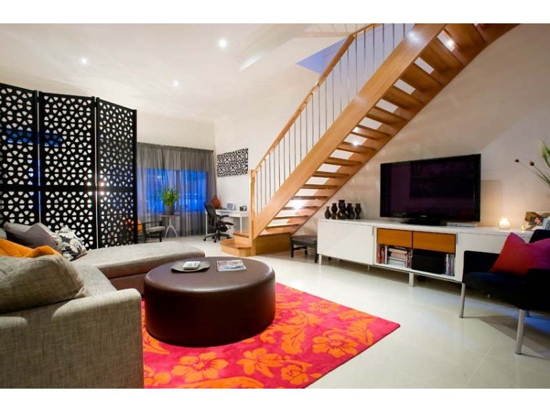 1/632 Barkly Street, West Footscray VIC 3012