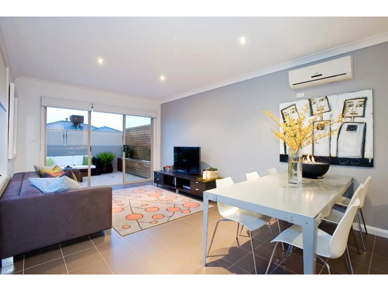 1/632 Barkly Street, West Footscray VIC 3012