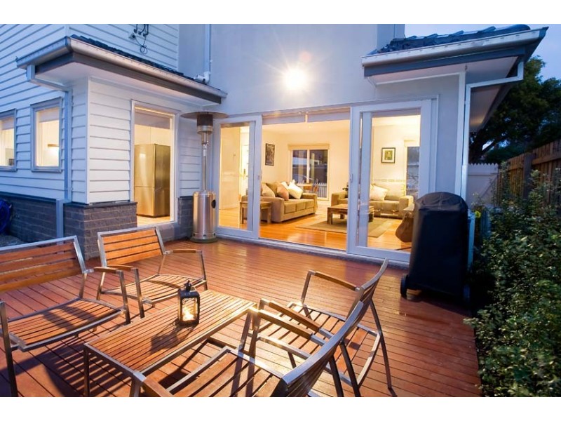 2A Ford Street, Newport VIC 3015