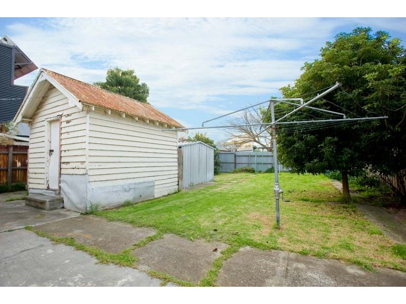 162 Charles Street, Seddon VIC 3011