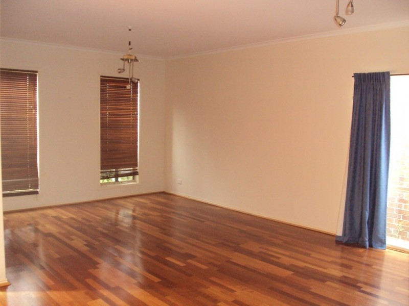 5 Stockton Drive, Cairnlea VIC 3023