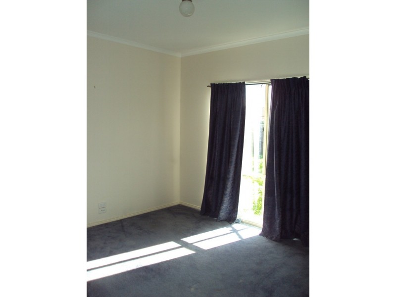 5 Stockton Drive, Cairnlea VIC 3023