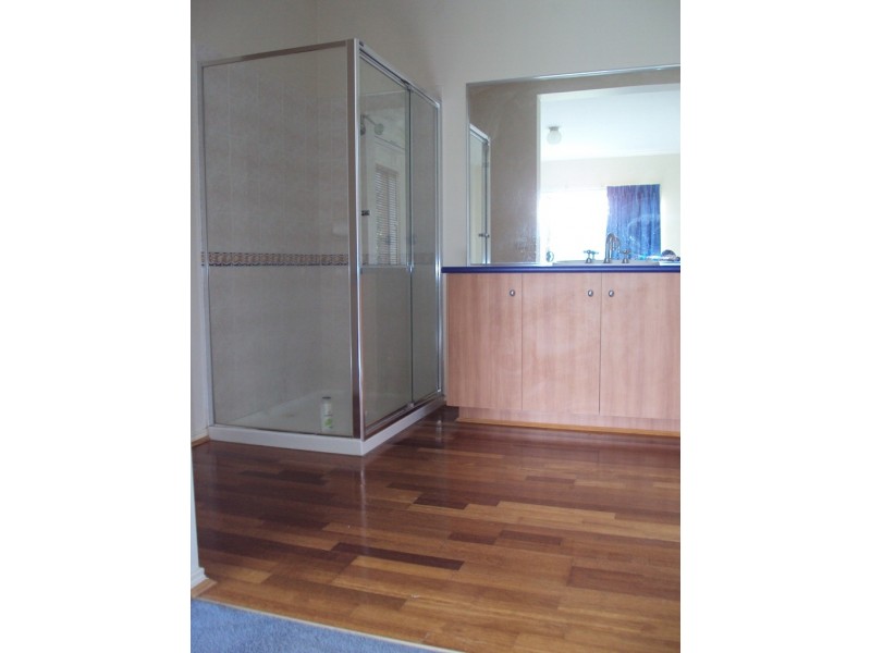 5 Stockton Drive, Cairnlea VIC 3023
