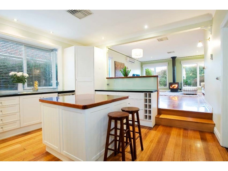 13 Austin Crescent West, Yarraville VIC 3013