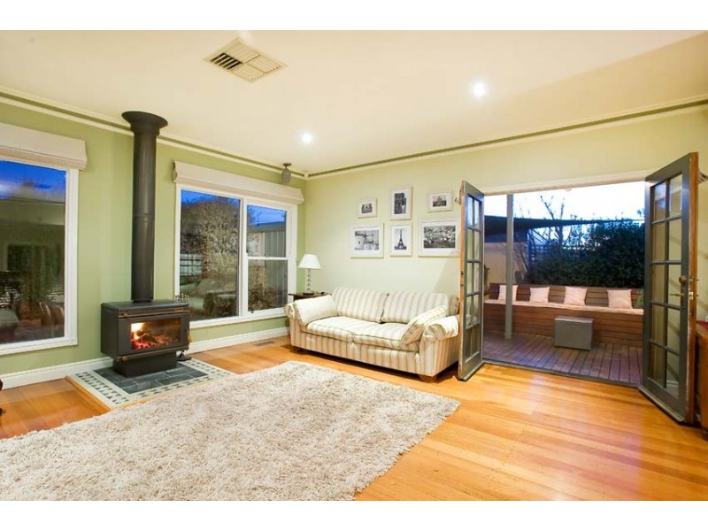 13 Austin Crescent West, Yarraville VIC 3013