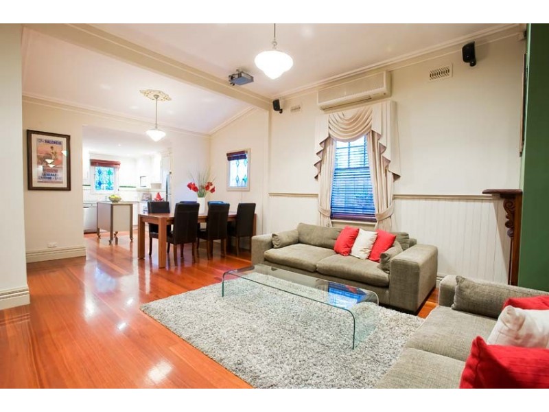 123 Queensville Street, Kingsville VIC 3012