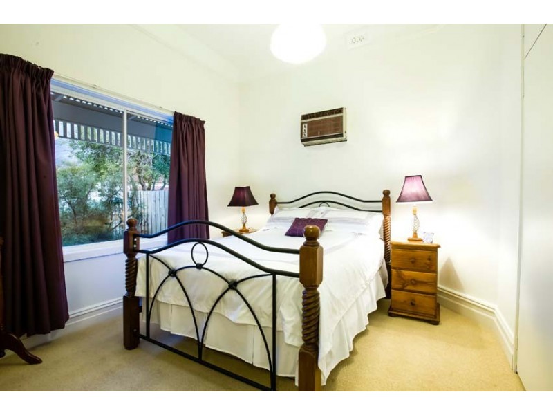 14 Tennyson Street, Seddon VIC 3011