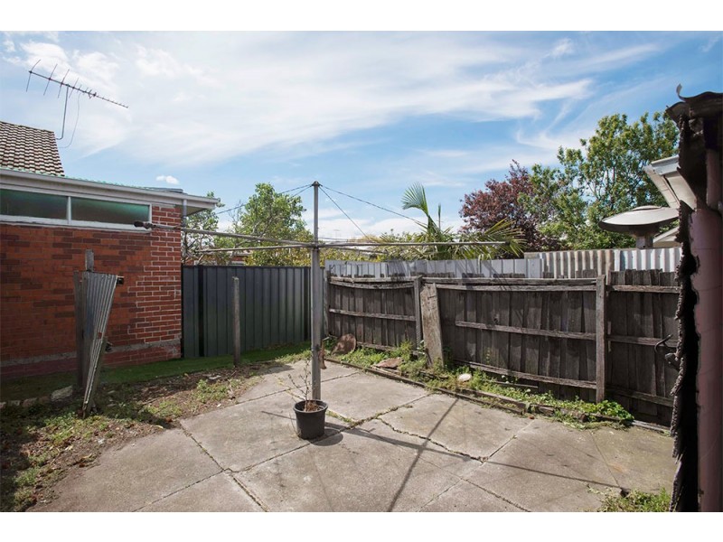 140 North Road, Newport VIC 3015