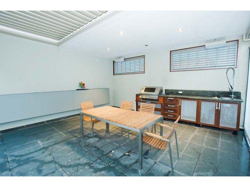 71 Nelson Place, Williamstown VIC 3016