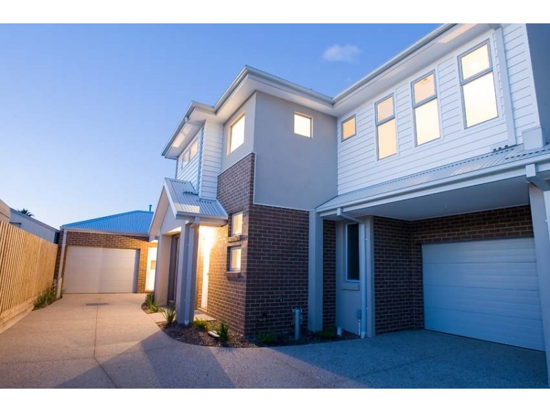 2/130 Woods Street, Newport VIC 3015