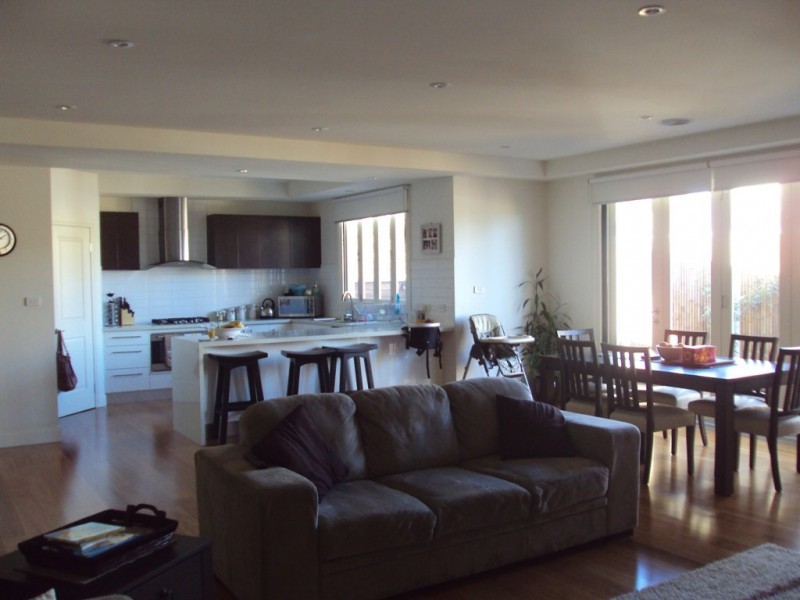 20 Monterey Bay Drive, Sanctuary Lakes VIC 3030