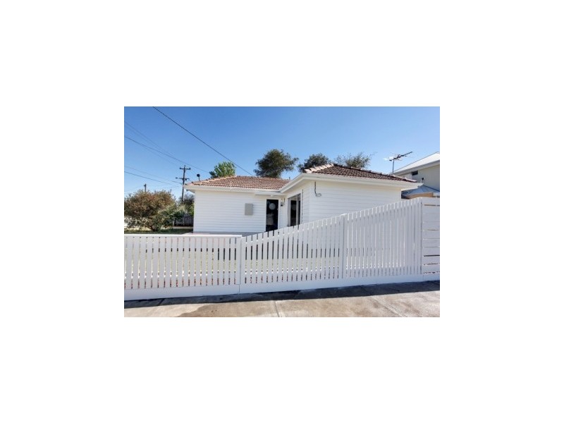 2 Adeney Street, Yarraville VIC 3013