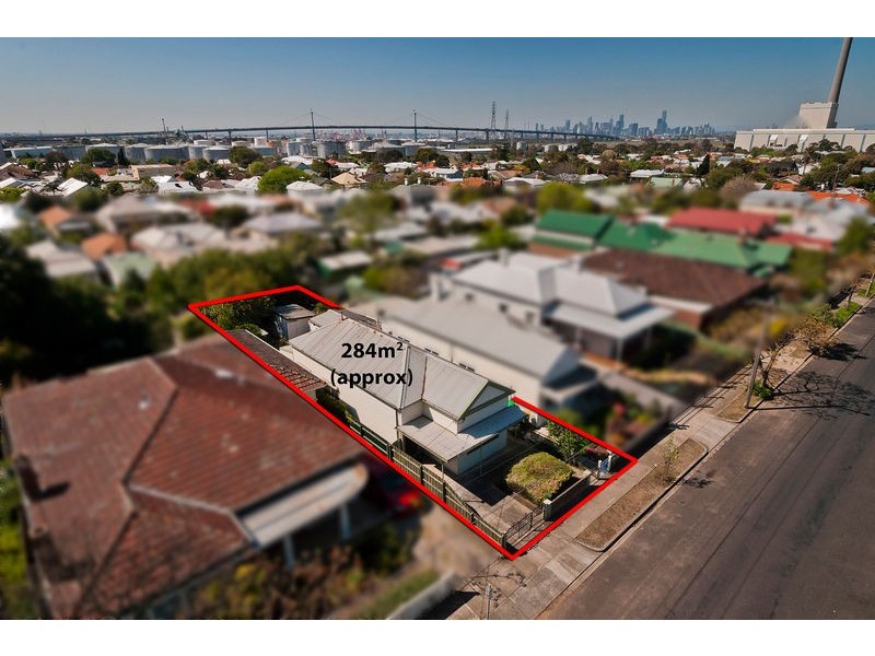 82 Elphin Street, Newport VIC 3015