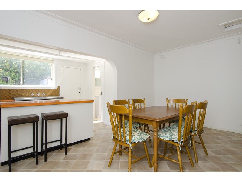 82 Elphin Street, Newport VIC 3015