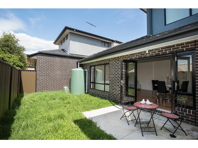 17 Paproth Grove, Altona North VIC 3025