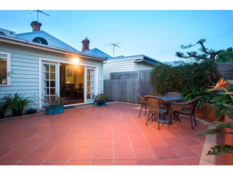 27 Pilgrim Street, Seddon VIC 3011