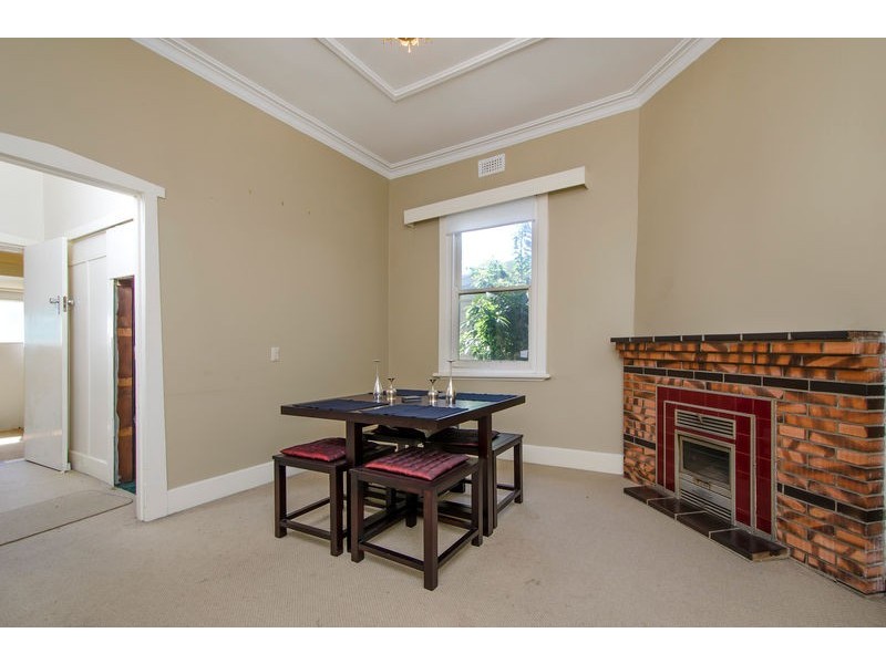 26 Pentland Parade, Seddon VIC 3011