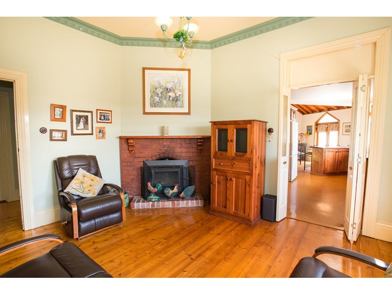 32 Bunbury Street, Newport VIC 3015