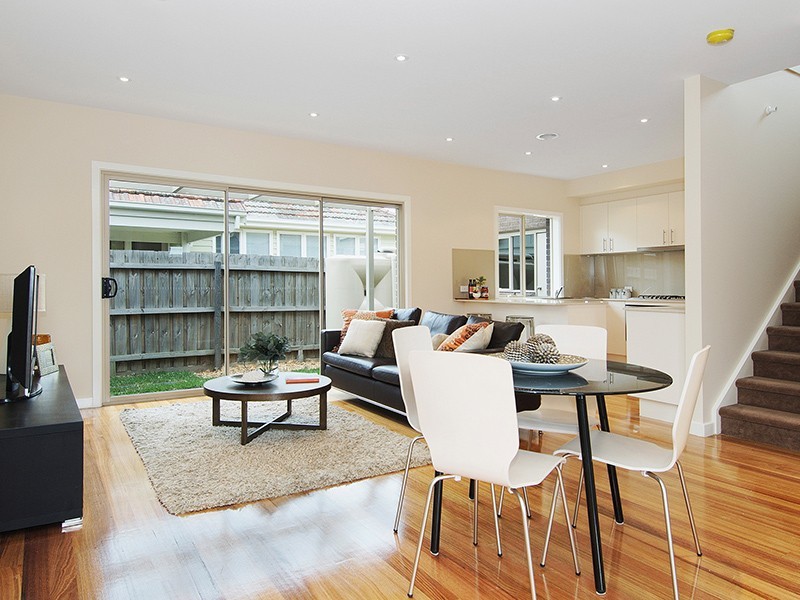 2/55 Paxton Street, South Kingsville VIC 3015