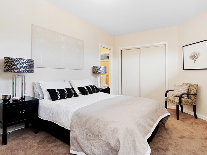 2/55 Paxton Street, South Kingsville VIC 3015