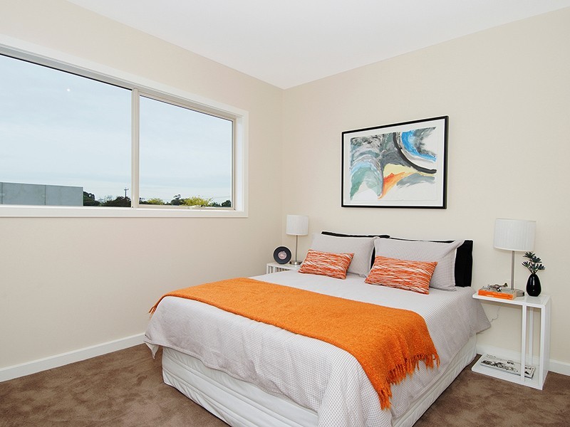 2/55 Paxton Street, South Kingsville VIC 3015